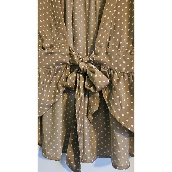 American Eagle Womans Size M Blouse Brown White Polka Dot Peplum Hem Front Tie - Picture 3 of 7
